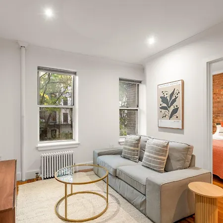 Charming East Village 3Bedroom 2Bath Near Tompkins Square Park